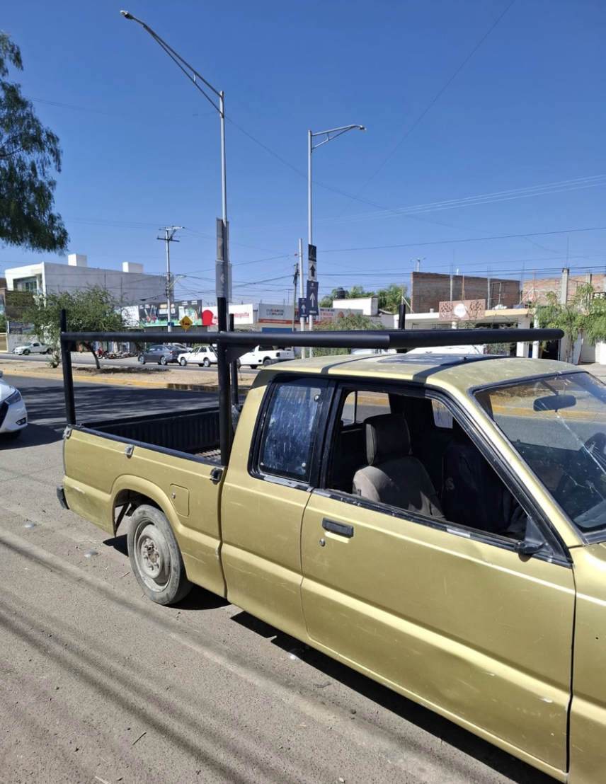 Celosías metálicas en balcón