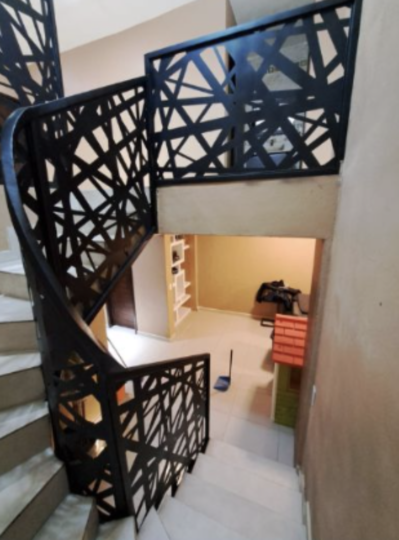 Barandal metálico decorativo